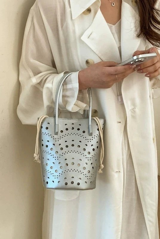 SOERA Margot Hollow-Out Bucket Bag - Bag - SOERA-067267-DEF-OS-97126 Silver