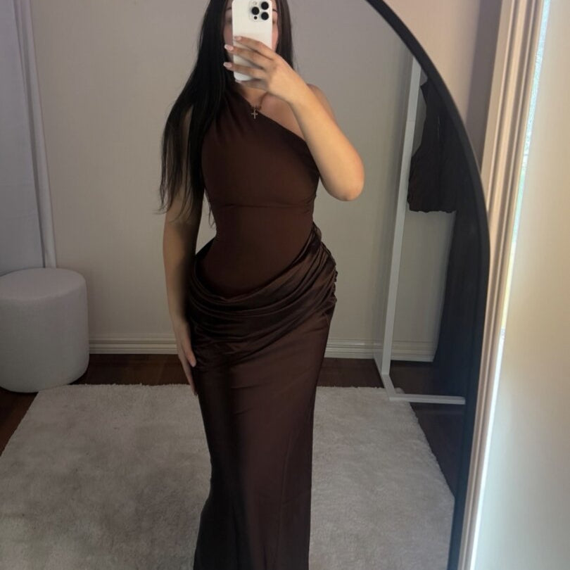 SOERA Jasmine One-Shoulder Maxi Dress - Dress - Brown XS