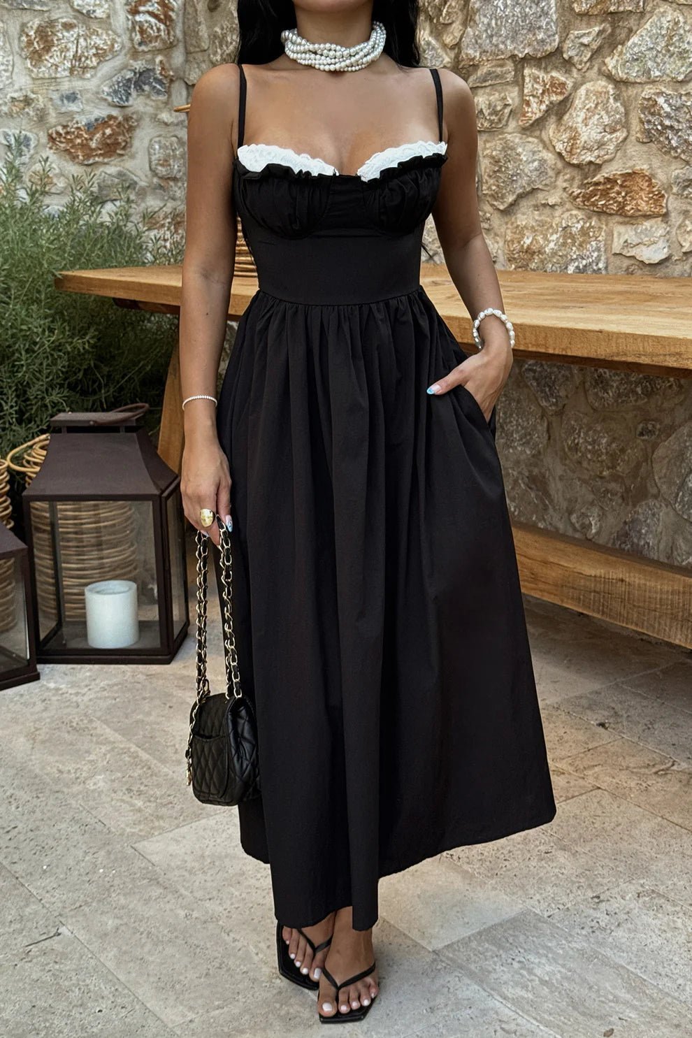 SOERA Alecto Pleated Spaghetti Strap Midi Dress - Dresses - Black XS
