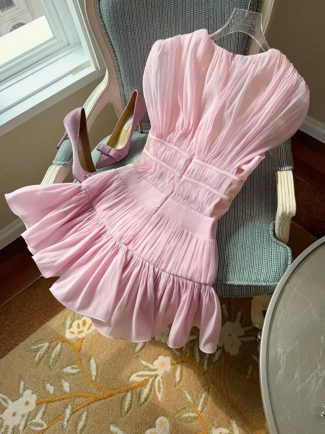 SOERA Bianca Ruffled V-Neck Cocktail Dress - Dresses - XL