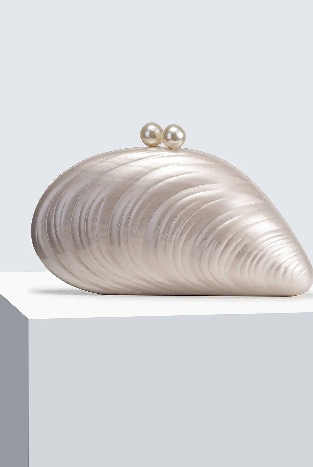 SOERA Valentina Shell - Shaped Clutch Purse - Handbags - White