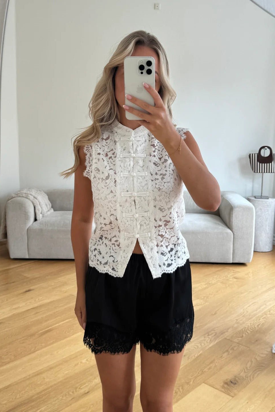 SOERA Bianca Mandarin Sleeveless Lace Top - Tops - SOERA-133123-M-WHITE-42019 White M