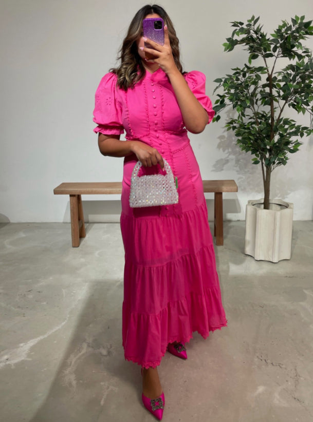 Vestido midi Isabelle em renda broderie com mangas bufantes