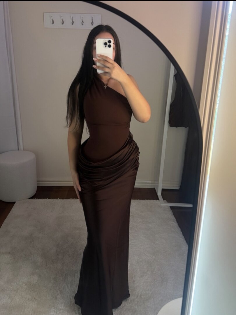 Jasmine vestido maxi de un hombro