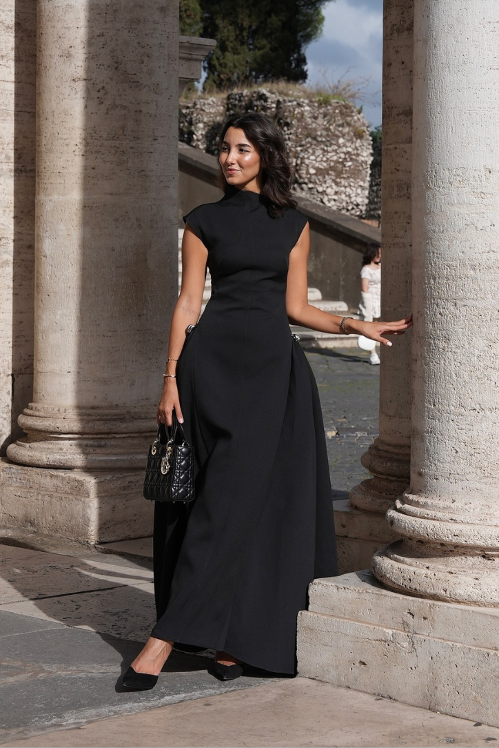 Veronica vestido maxi con cuello alto