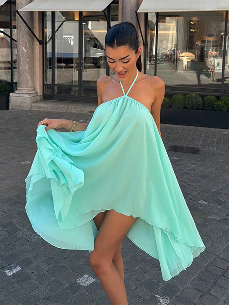 Sienna Vestido Mini Halter Fluido