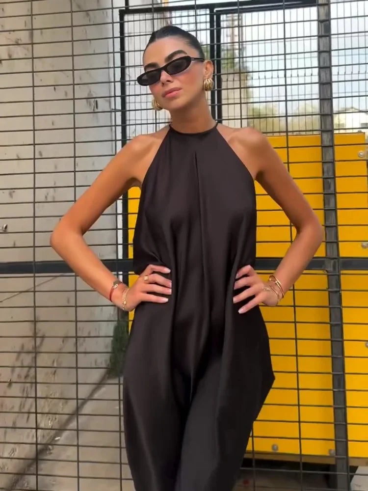 Vestido maxi halter de satén Indira