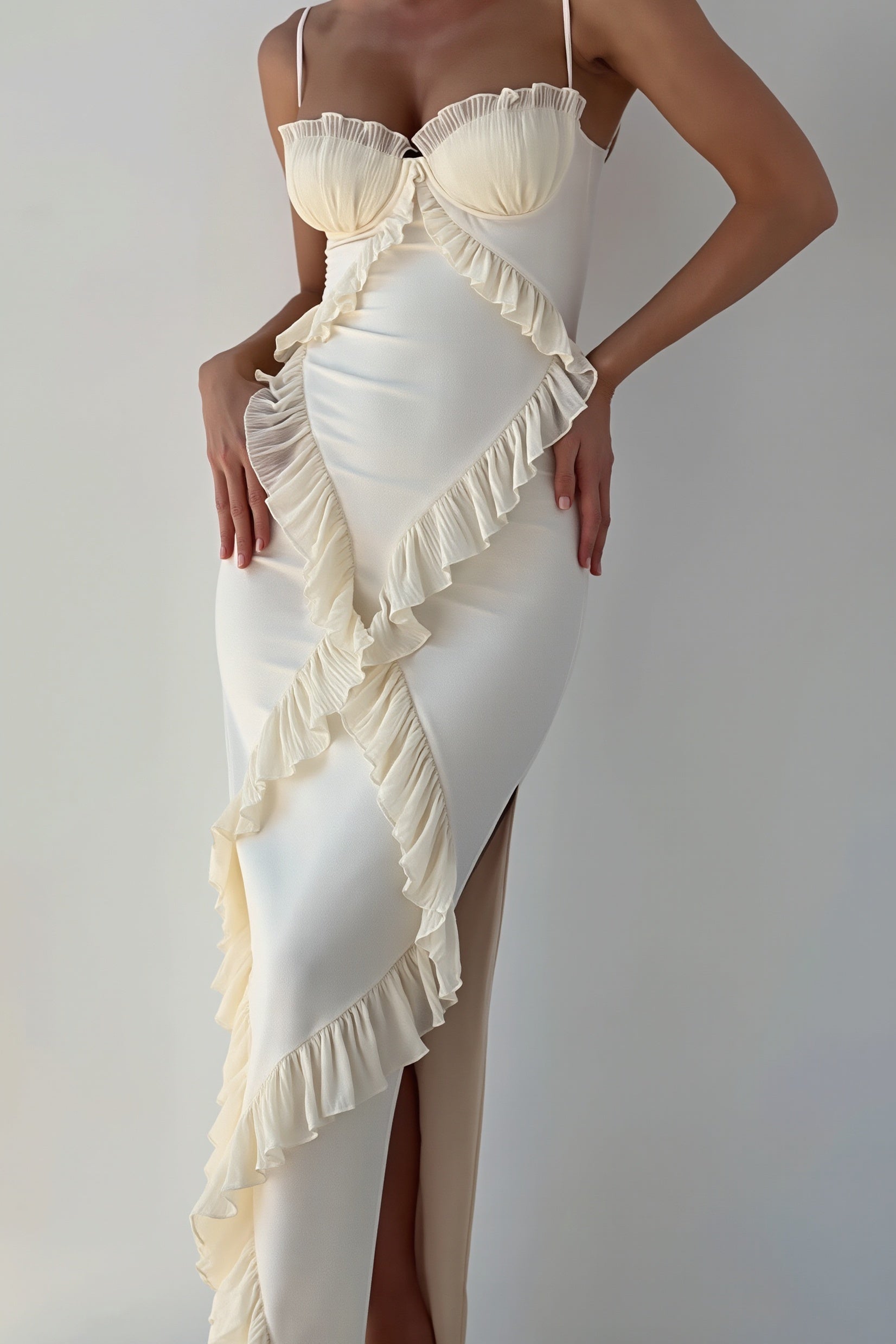 Vestido maxi Natasha de encaje con volantes