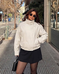 Chaqueta Brienne de polipiel con cuello alto