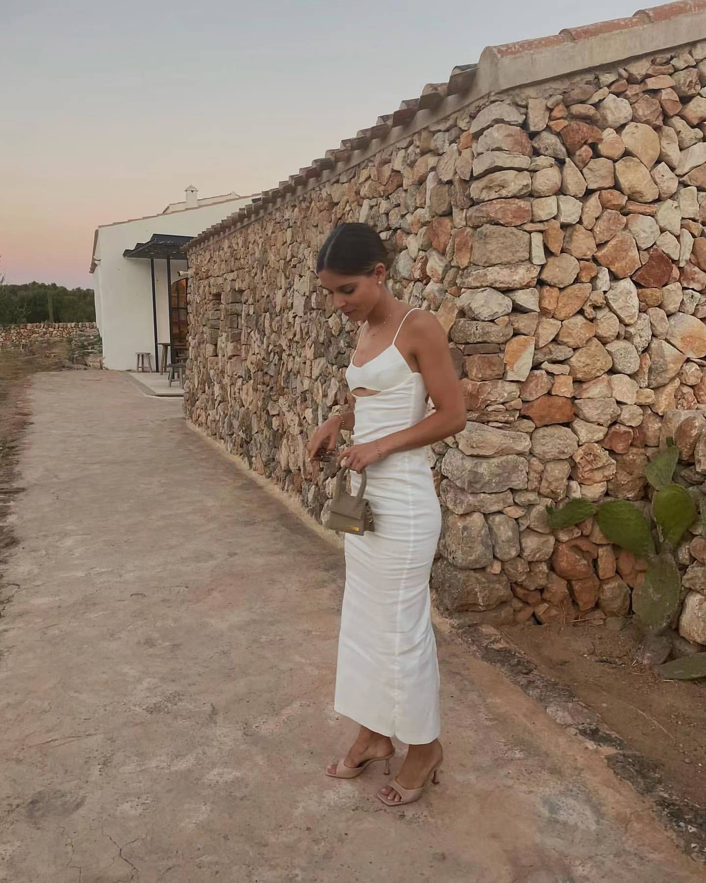 SOERA Violet Backless Sling Dress - Dress - SOERA-351171-WHI-M-73283 M