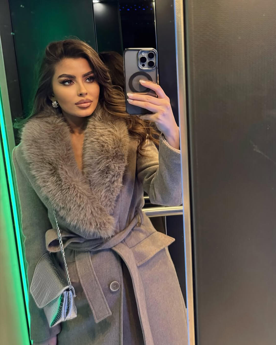 SOERA Flora Faux Fur Collar Maxi Coat - Jackets - 1005008156822535-;uL1764102180810229500 Beige S