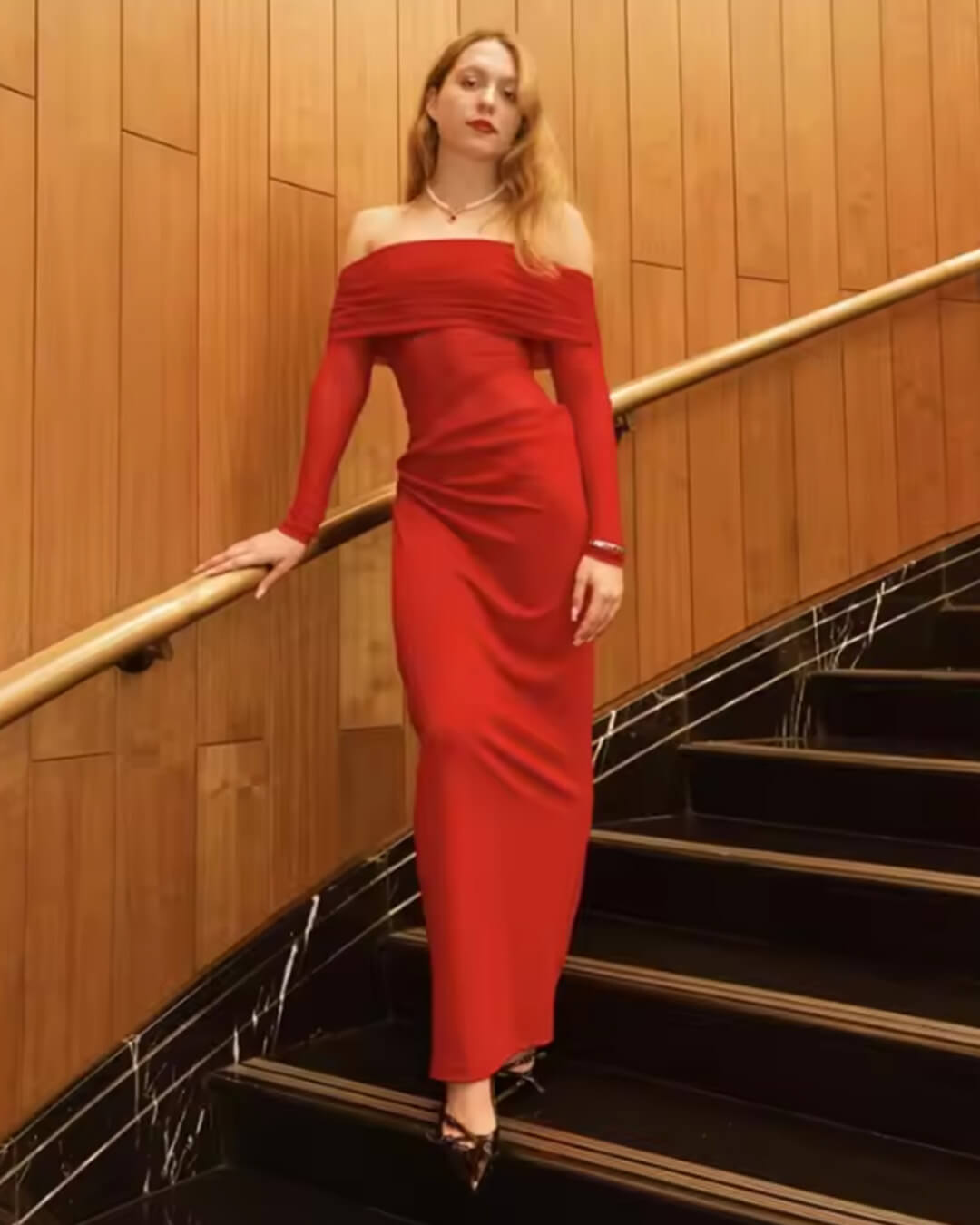 Vestido maxi Shiela de malla fruncida