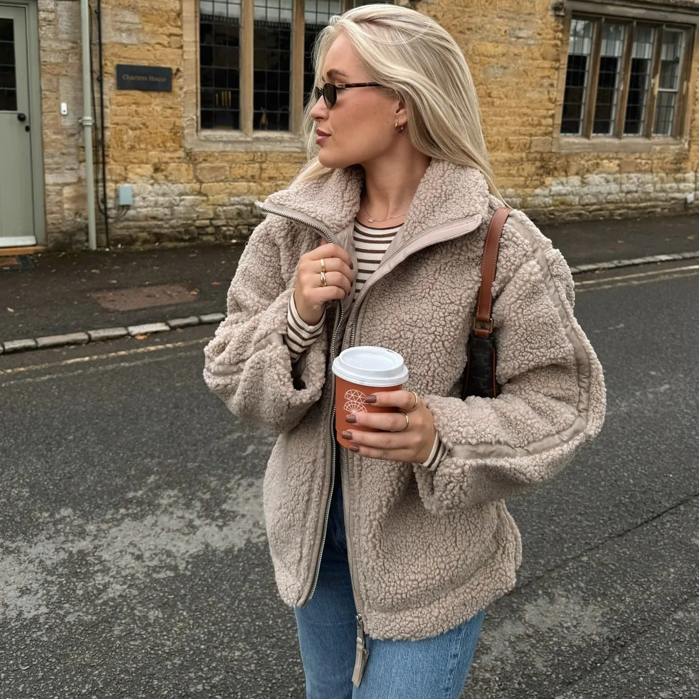 Casaco Teddy Susan com Fecho Zip